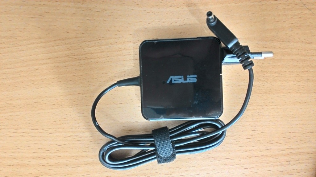 Jual Charger, Adaptor Laptop Asus 19V 1.75A Yogyakarta - Jogja Service