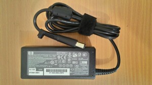 Jual charger adaptor laptop HP Compaq 18.5V 3.5A pin central jarum original yogyakarta
